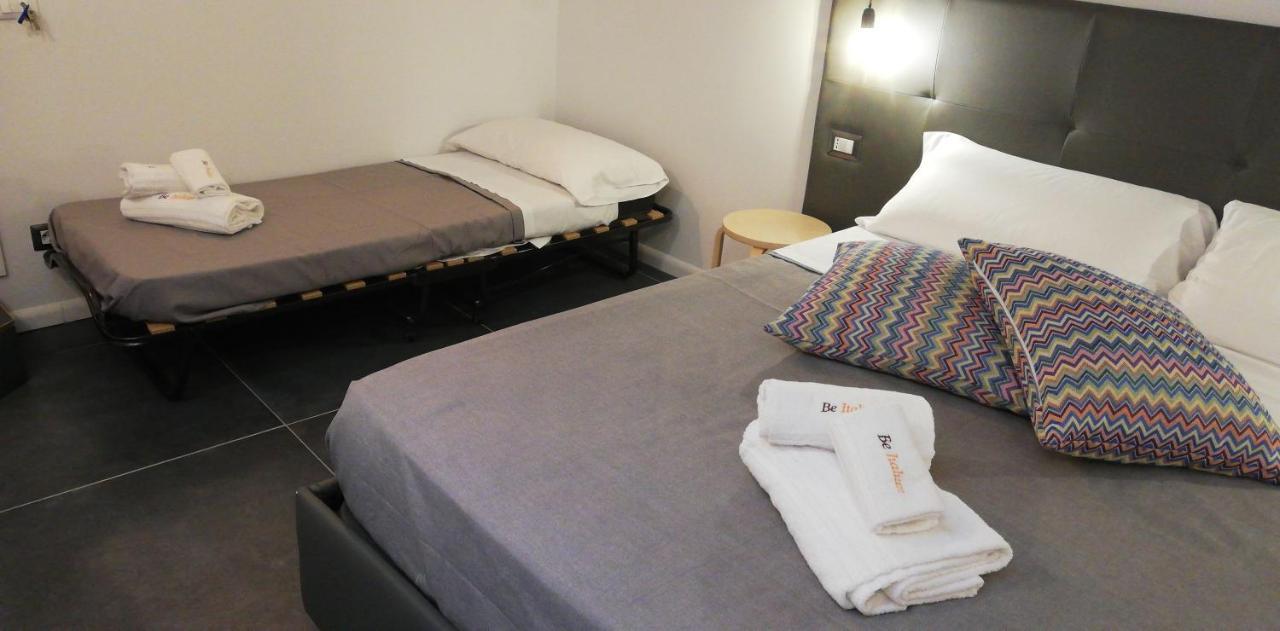 Be Italian Flat Duomo 319 Bed & Breakfast Naples Exterior photo